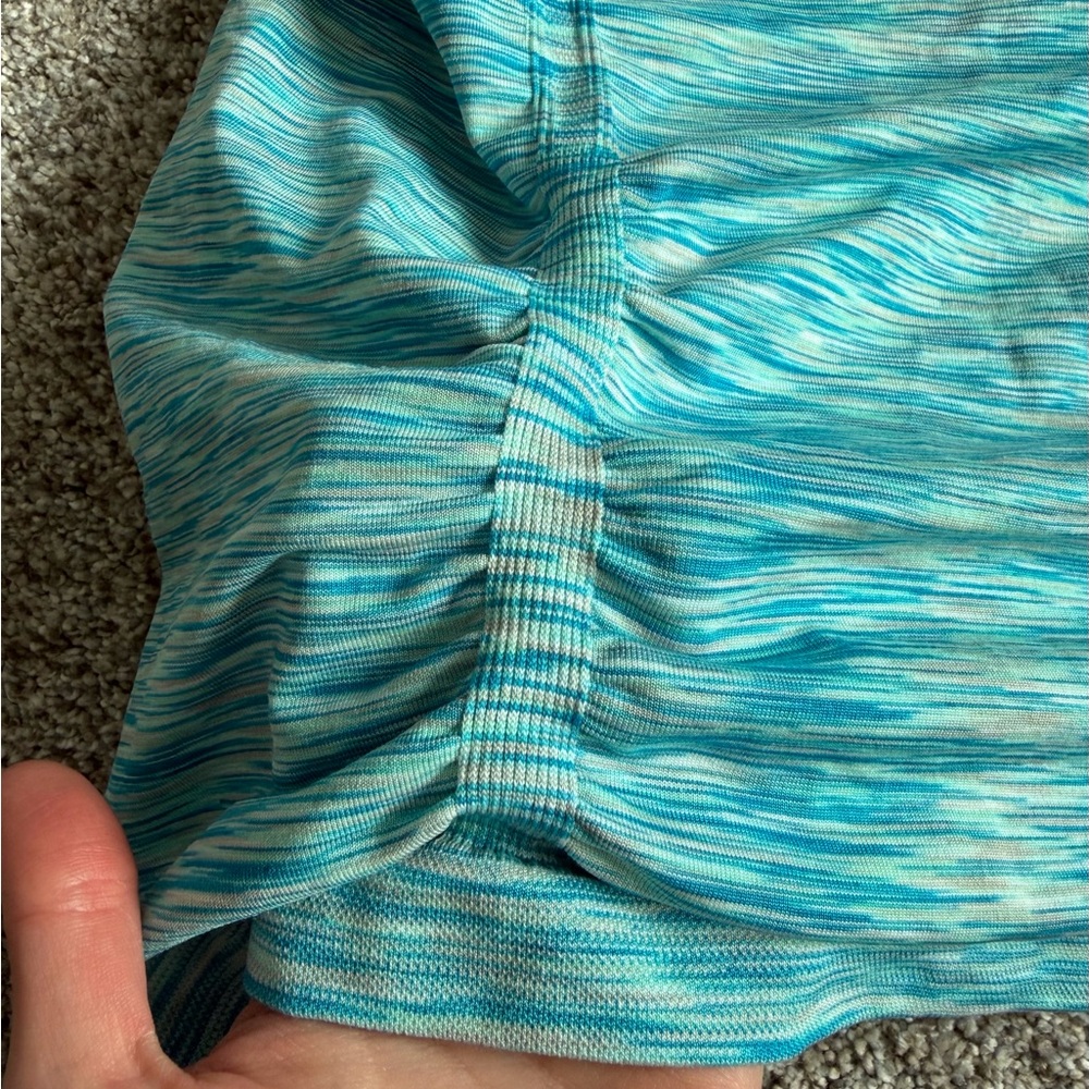 Athleta Workout Top - Picture 2 of 6